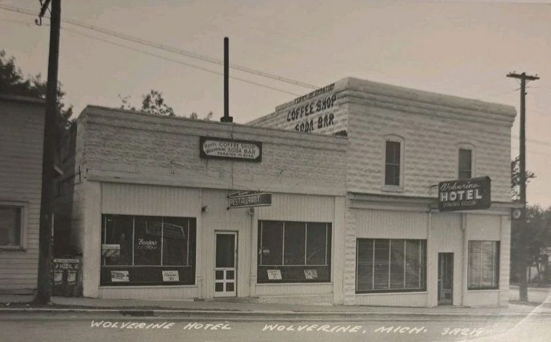 Torrey Tavern (Wolverine Hotel) - Vintage Postcard